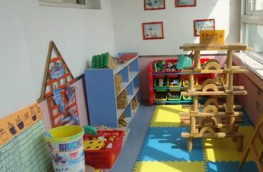 幼儿园活动区布置：建筑区——城堡