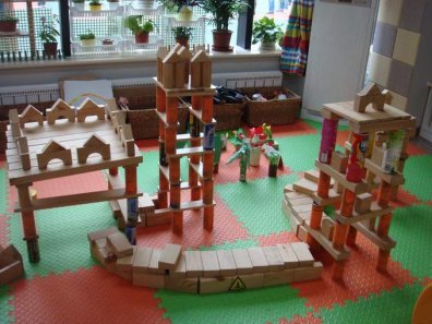 幼儿园活动区布置：建筑区