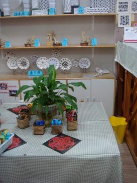 幼儿园活动区布置：美工区布置