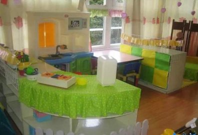 幼儿园活动区布置：娃娃家