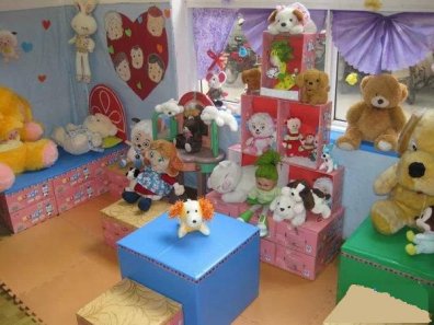 幼儿园活动区布置：娃娃家