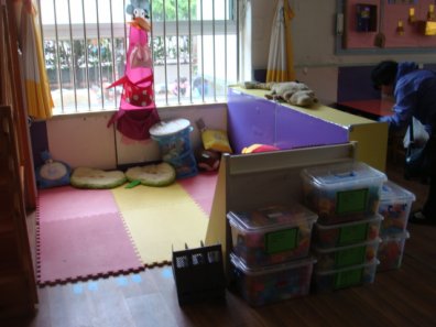 幼儿园活动区布置：娃娃家